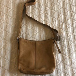 Vintage Coach Tan Leather Shoulder/Crossbody Bag